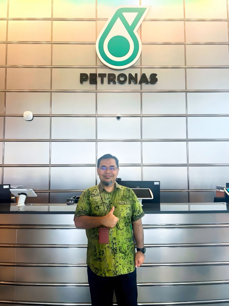 Mohd Effandi at PETRONAS on his last working day, 31 July 2026